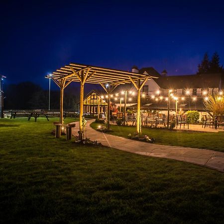 The Half Moon Hotel Petersfield Luaran gambar